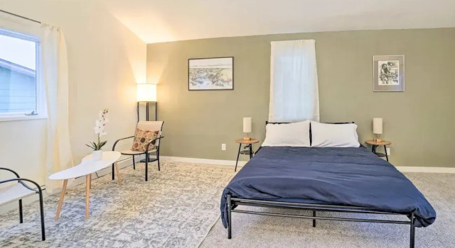 Апартаменты Apartment In Anchorage ~ 1.2 Miles from Downtown 2 Bedroom Apts by RedAwning