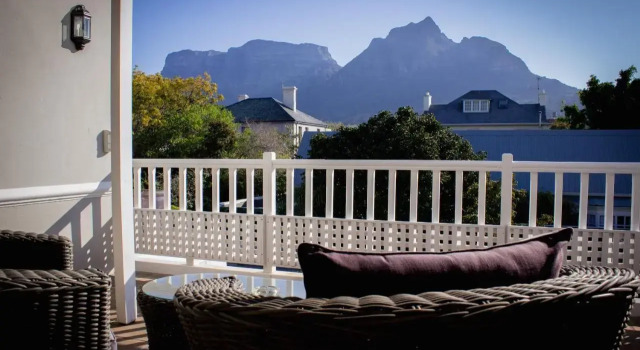 Westbury House Guest House, Забронировать Гостевой дом Гостевые дома Rondebosch, Гостевой дом
