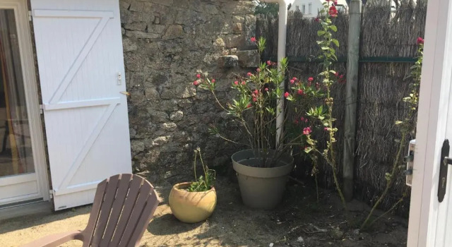 Petite maison a deux pas de la plage, Забронировать Отель Отели в центре Ла-Тюрбаль, в центре