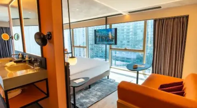Двухместный люкс Deluxe Novotel Istanbul Bomonti
