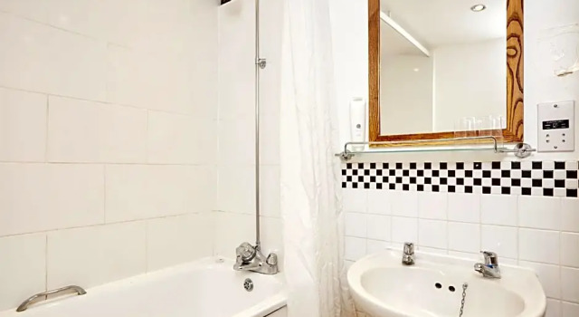 Номер Standard Sun Hotel by Greene King Inns