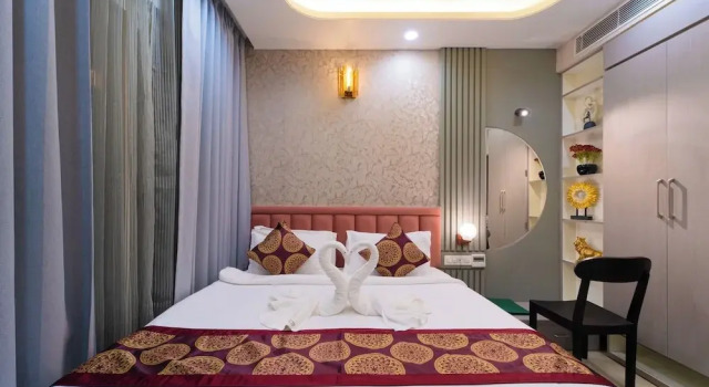Hotel RD Ganpati Palace, Rezerwuj Hotel Hotele w Sikar z parkingiem, Parking