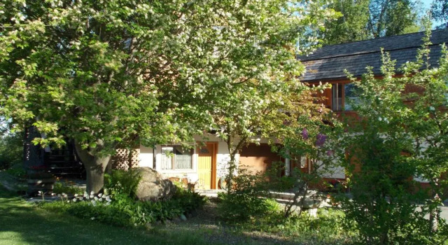 Alaska Chalet Bed & Breakfast, Rezerwuj Chalet Eagle River Alaska