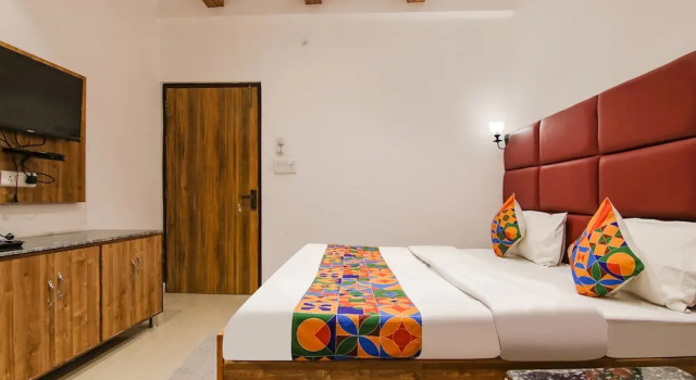 Fabhotel Grover, Забронировать Отель Отели штата Химачал-Прадеш с завтраком, Завтраки
