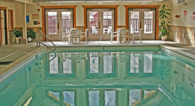 Salmon Rapids Lodge