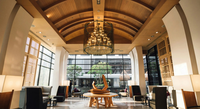 Hilton Bangkok Suvarnabhumi Golf Resort & Spa, Rezerwuj Ośrodek wypoczynkowy Hotele w Central Thailand z basenem, Basen
