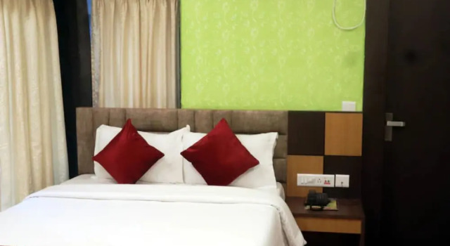 Люкс Deluxe Goroomgo Royal View Digha