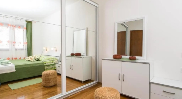 Апартаменты с 2 комнатами с балконом и с видом на море Apartment Penetra