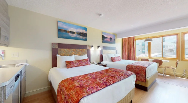 Четырёхместный номер Standard с частичным видом Surfside On The Lake