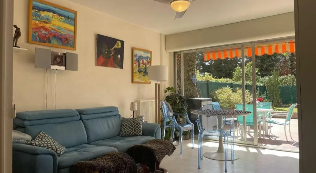 Appartement Antibes, 2 pièces, 4 personnes - FR-1-252-126, Забронировать Апартаменты/квартира Отели Антиб с парковкой, рядом с Пляж Фор-Кар, Парковка