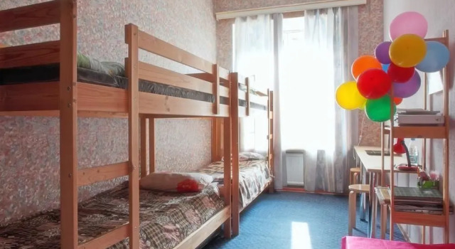 Кровать в общем номере (мужской номер) Хостел «Толстой»