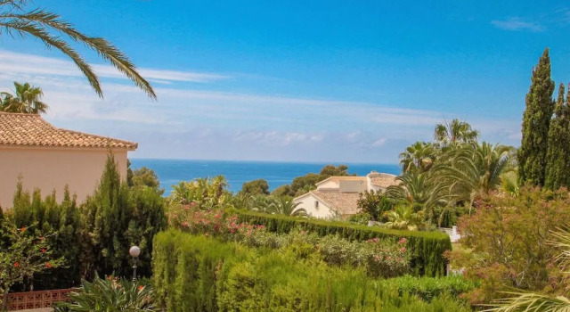 Sant Jordi - sea view villa with private pool in Moraira