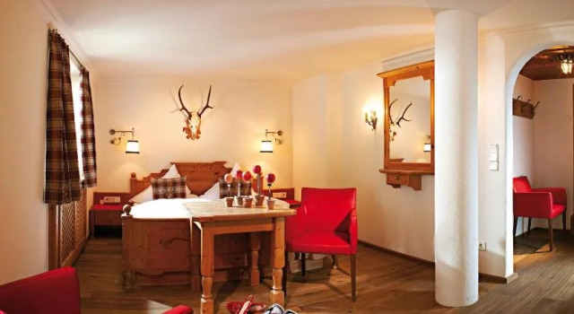 Bei Max - Hotel Garni Kirchenwirt, Prenota Hotel Sankt Leonhard im Pitztal 