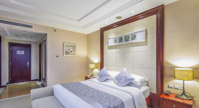 Luanzhou International Hotel, Book Hotel 4-stjernede hoteller i Tangshan, 4*