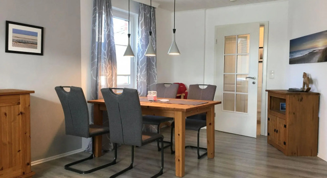 Holiday Home With Conservatory, Buchen Sie Ferienhaus Oldenburg in Holstein Schleswig-Holstein