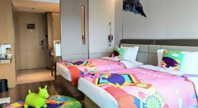 Семейный номер Standard Shanghai Elong Hotel