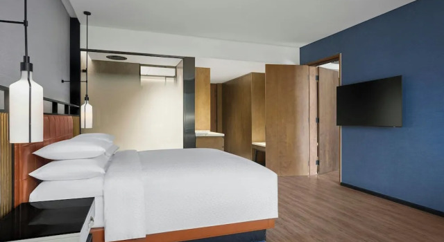 Номер Deluxe Four Points by Sheraton Ha Giang