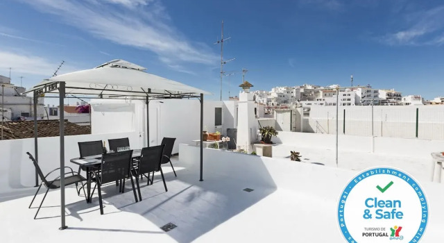 Апартаменты с 3 комнатами с балконом и с видом на город DownTown Albufeira beach Apartment
