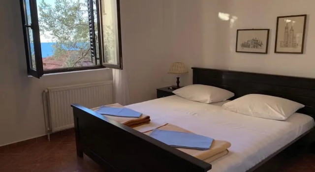 Апартаменты Classic с 2 комнатами с балконом Apartments MUN Petrovac
