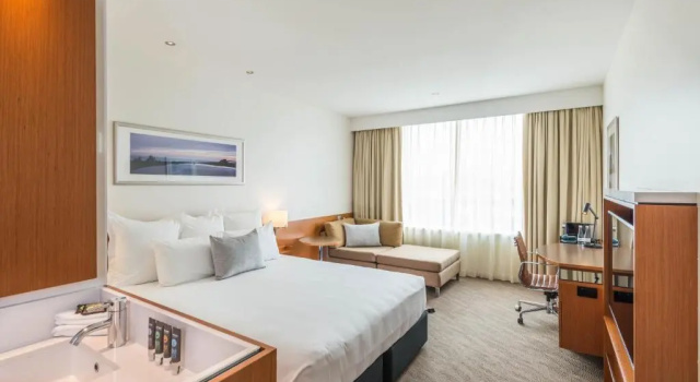 Двухместный номер Superior Novotel Christchurch Cathedral Square