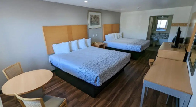 Номер Standard Royal Inn