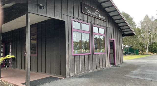 Volcano Village Estates, Забронировать Отель Отели Волкейно с завтраком, Завтраки