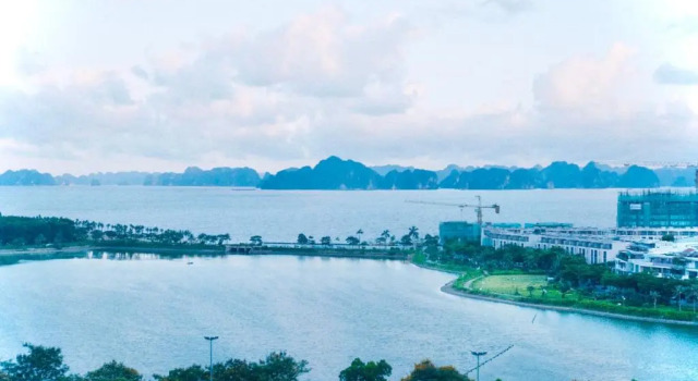 Номер Deluxe Ocean Dragon Hotel Halong