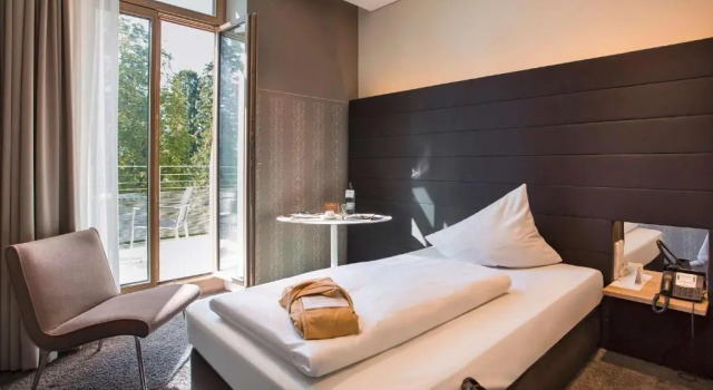 Одноместный номер Standard с балконом Dorint Parkhotel Jordanbad