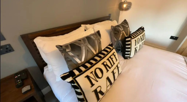 Апартаменты Deluxe Riize Rooms - Self Check In Boutique Hotel
