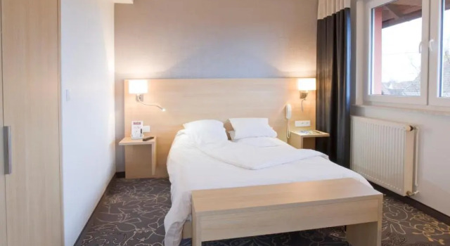Standard Familie Zimmer Hôtel Restaurant La Charrue