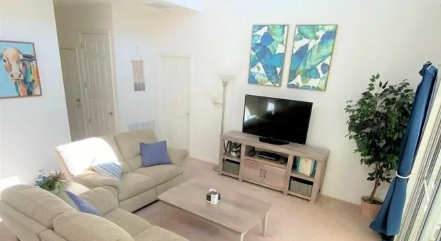 Коттедж с 4 комнатами Fl Special!! Grand Cumbrian 4 Bedroom Villa by RedAwning