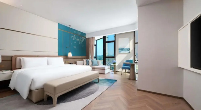 Двухместный номер Deluxe с видом на озеро Grand Mercure Hangzhou Qingshan Lake