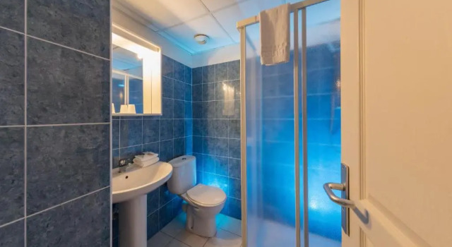 Номер Standard Ibis Roquebrune Cap Martin Menton