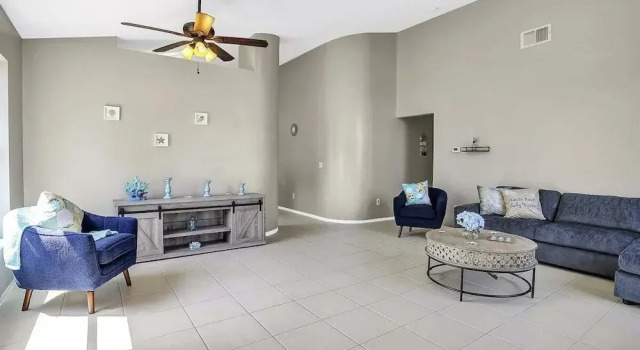 4716-4-ww-blend of Relaxation and Convenience