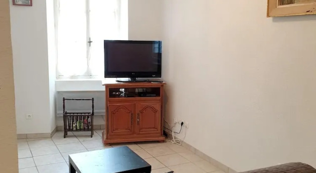 Apartment With one Bedroom in Saint-étienne-les-orgues, With Shared Pool and Wifi - 13 km From the Slopes