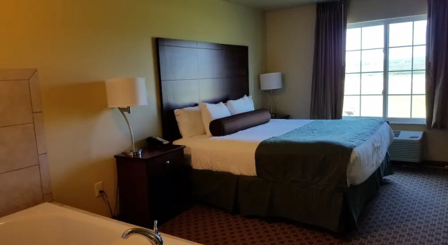 Люкс Cobblestone Inn & Suites - Bottineau