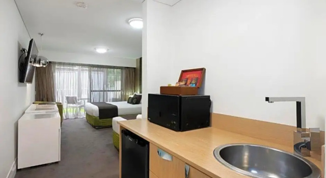 Номер Executive City Golf Club Motel