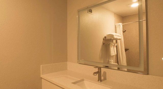 Люкс Days Inn by Wyndham Carlsbad
