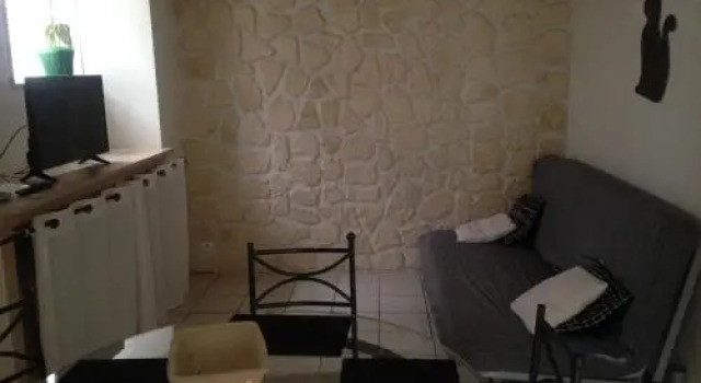 Appartement Spacieux Valsois, Rezerwuj Apartament Hotele w Owernia z parkingiem, Parking