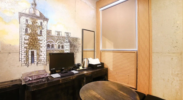Yeongdeungpo Chateau Hotel, Rezerwuj Hotel Yeongdeungpo-Gu Seul, w pobliżu Mullae Park