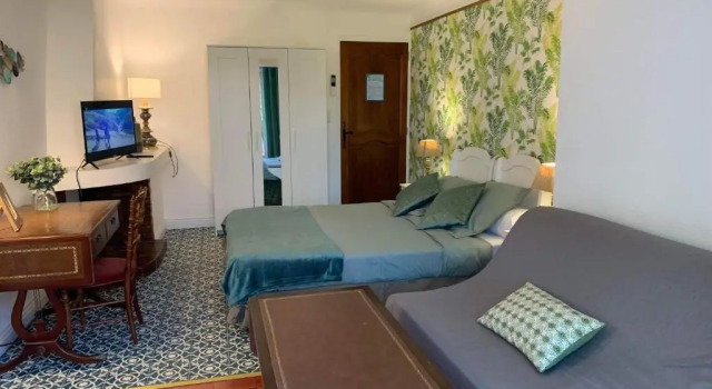 Номер Superior VILLA BLEUE - LES PINS