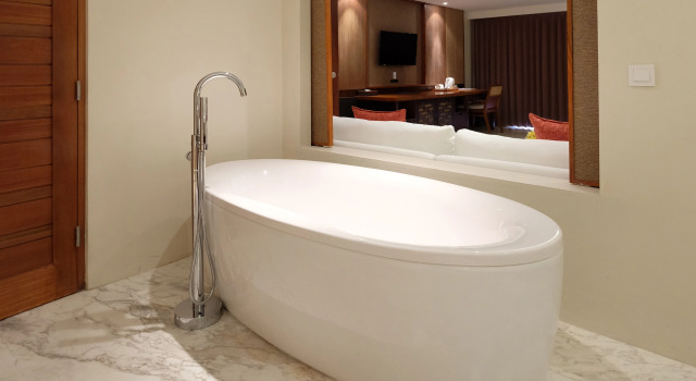 Двухместный полулюкс Garden Terrace The Bandha Hotel & Suites
