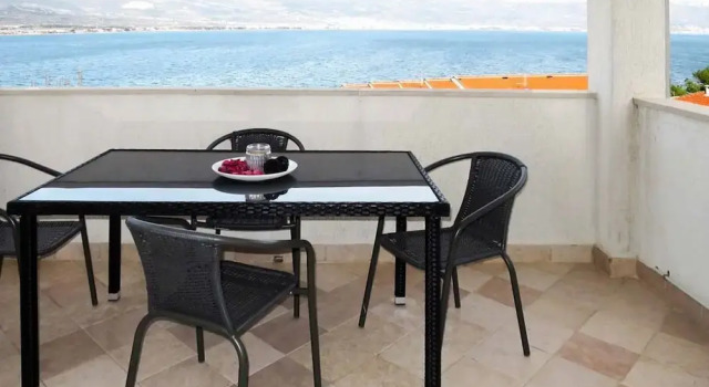 Апартаменты Standard Sea-View Apartments with Pool, Terrace, and Outdoor Lounge in Scenic Čiovo Island