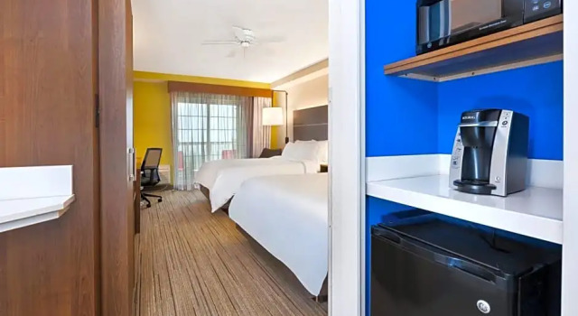 Номер Deluxe Holiday Inn Express Hotel & Suites Petoskey by IHG
