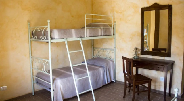 Четырёхместный номер Standard с видом на сад Agriturismo La Turritella