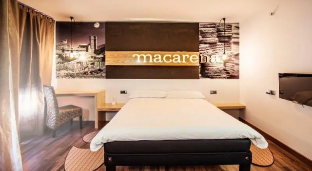 Люкс Hotel Ibis Styles La Rioja Arnedo