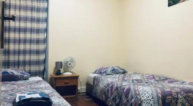 LisBangla Guest House, Забронировать Гостевой дом Гостевые дома Лиссабона, рядом с Ареэйру, Гостевой дом