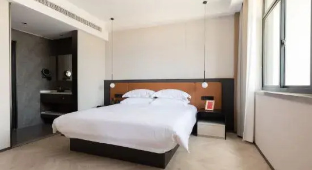 Люкс Executive Zhouji Hotel