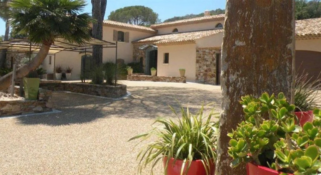Bastide de Ramatuelle, Забронировать Отель Отели в центре Раматюэль с завтраком, отели в центре Раматюэль с завтраком
