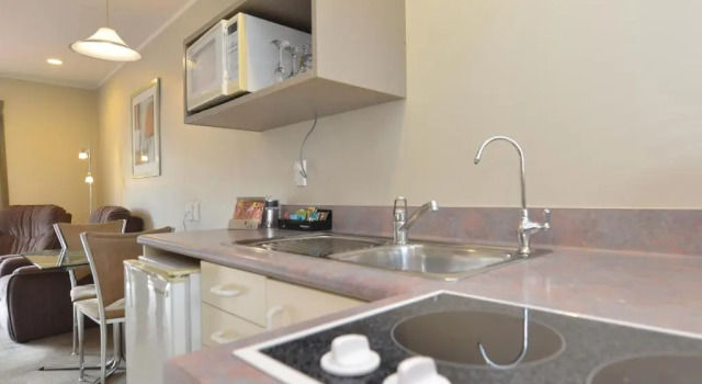 Студия Brougham Heights Motel